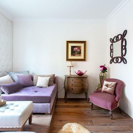 New, Stylish And Modern Central Studio, Free Parking Целе Экстерьер фото
