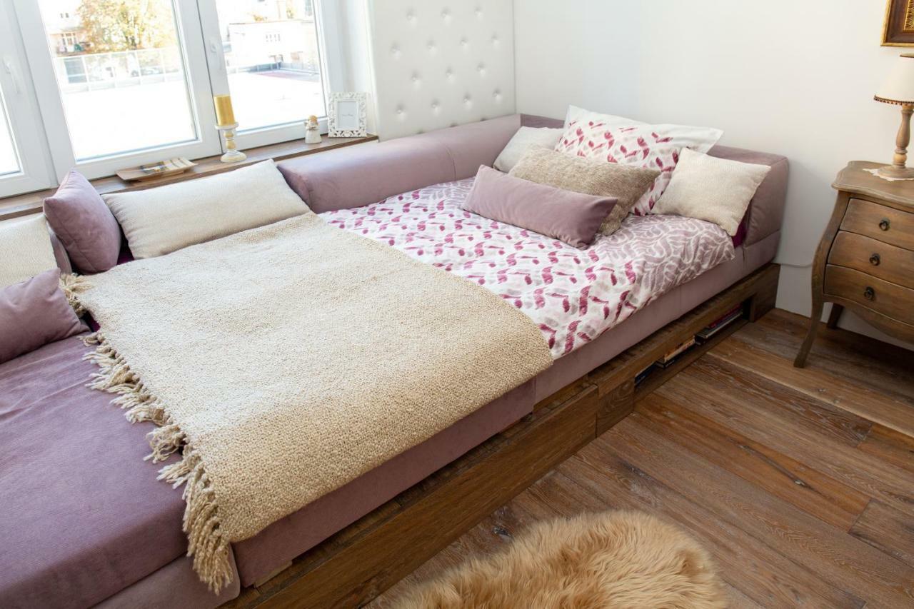 New, Stylish And Modern Central Studio, Free Parking Целе Экстерьер фото